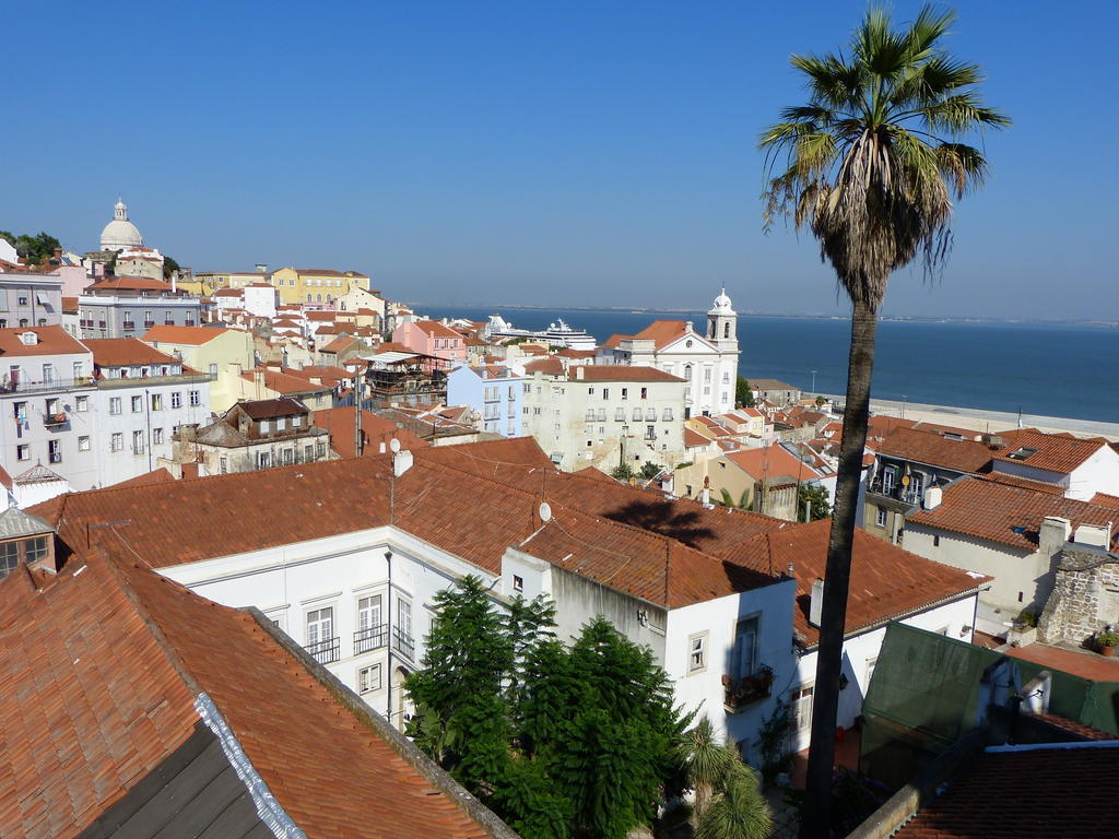 Bairrus Lisbon Apartments - Alfama Exteriör bild