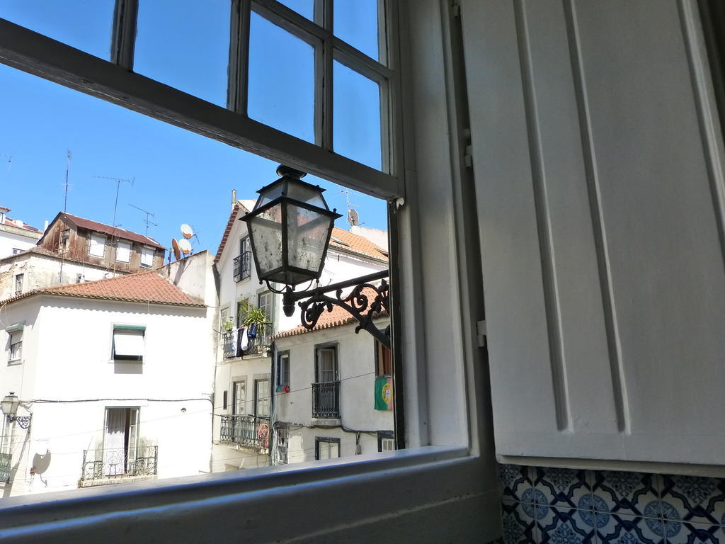 Bairrus Lisbon Apartments - Alfama Exteriör bild